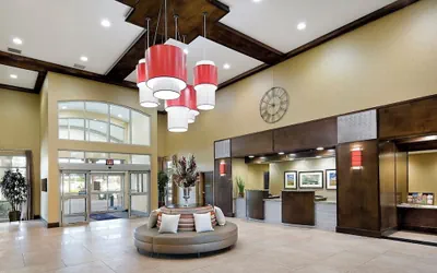 Photo 3 - Clubhouse Hotel & Suites Pierre