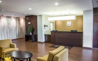 Photo 4 - Sleep Inn & Suites Center