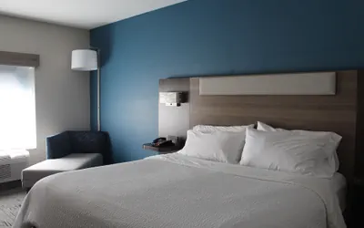 Photo 5 - Holiday Inn Express and Suites Wytheville by IHG