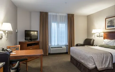 Photo 5 - Candlewood Suites Burlington South by IHG