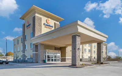 Photo 2 - Comfort Suites Pecos