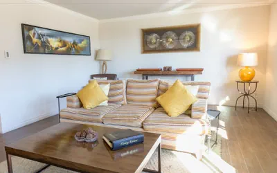 Photo 4 - Cambria Landing Inn & Suites