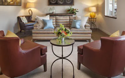 Photo 3 - Cambria Landing Inn & Suites