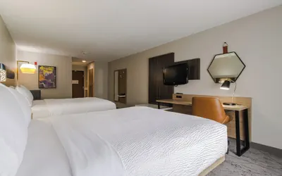 Photo 4 - Holiday Inn Express Hartford – Newington, by IHG