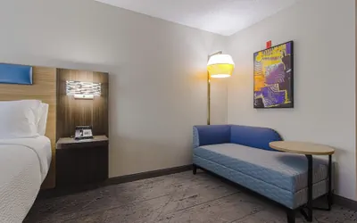 Photo 3 - Holiday Inn Express Hartford – Newington, by IHG