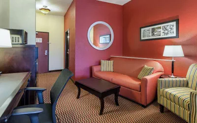Photo 5 - Comfort Suites Leesville near Fort Johnson