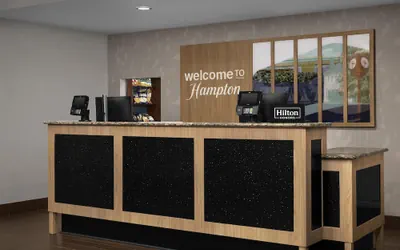 Photo 5 - Hampton Inn & Suites Huntersville