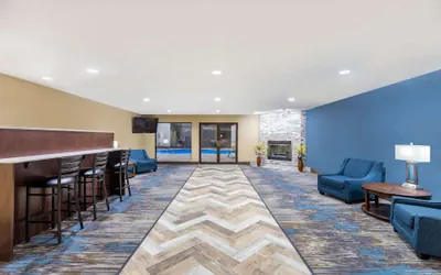 Photo 5 - AmericInn by Wyndham Prairie du Chien