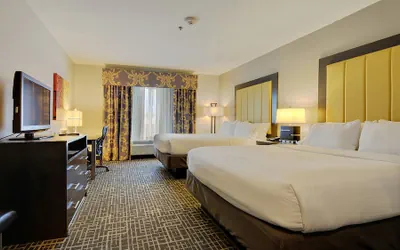 Photo 4 - Holiday Inn Express & Suites Gonzales by IHG