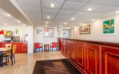 Photo 3 - Quality Inn Dyersburg I-155