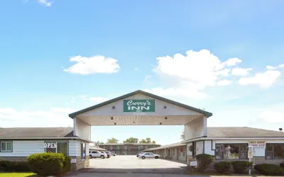 Photo 2 - Curry’s Motel by OYO Saginaw MI