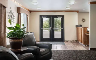 Photo 3 - Travelodge by Wyndham McAlester
