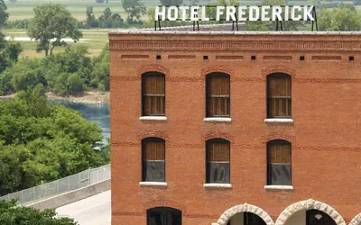 Photo 2 - Hotel Frederick