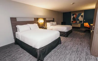Photo 5 - Holiday Inn Express and Suites Urbandale by IHG