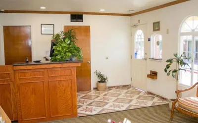 Photo 5 - King's Rest Motel