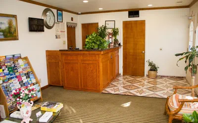 Photo 3 - King's Rest Motel