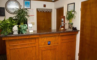 Photo 4 - King's Rest Motel