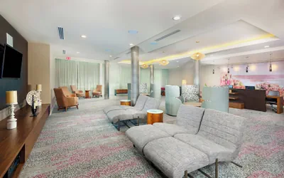 Photo 3 - Courtyard by Marriott Santa Ana Orange County