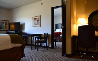 Photo 3 - Holiday Inn Express Heber Springs by IHG