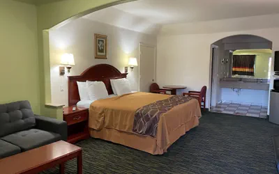 Photo 4 - Executive Inn And Suites