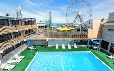 Photo 2 - Aztec Ocean Resort