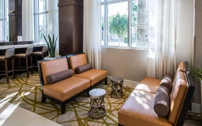 Photo 4 - Comfort Suites Miami Airport North
