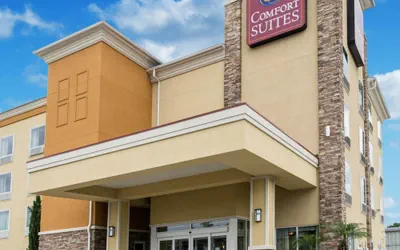 Photo 2 - Comfort Suites Harvey - New Orleans West