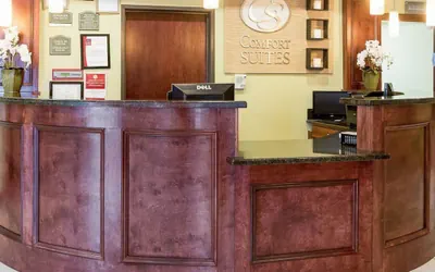 Photo 4 - Comfort Suites Harvey - New Orleans West