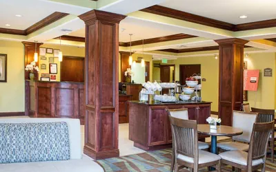 Photo 5 - Comfort Suites Harvey - New Orleans West