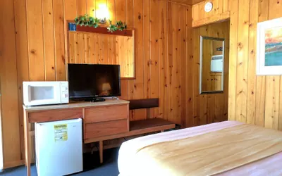 Photo 4 - Prospector Motor Lodge