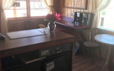 Photo 3 - Prospector Motor Lodge
