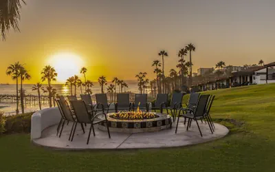 Photo 2 - Beachcomber Inn