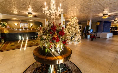 Photo 2 - The Flanders Hotel