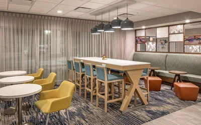 Photo 3 - Hampton Inn Columbus NE