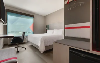 Photo 4 - avid hotel Richmond North - Ashland by IHG