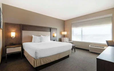 Photo 5 - Best Western Plus Executive Residency Rigby's Water World Hotel