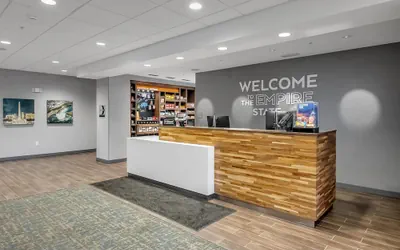 Photo 4 - Hampton Inn Buffalo - Amherst, NY