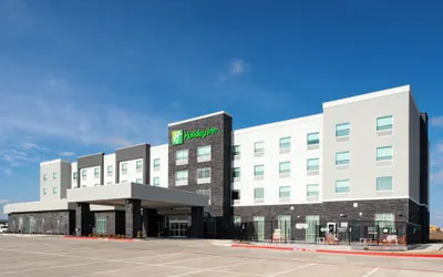 Photo 2 - Holiday Inn Fort Worth - Alliance by IHG