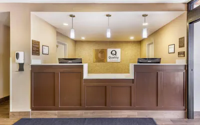 Photo 2 - Quality Inn & Suites Spring Lake - Fayetteville near Fort Bragg