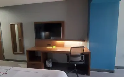 Photo 4 - La Quinta Inn & Suites by Wyndham Fort Stockton Northeast