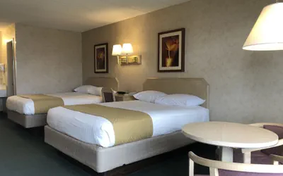 Photo 4 - Impala Island Inn