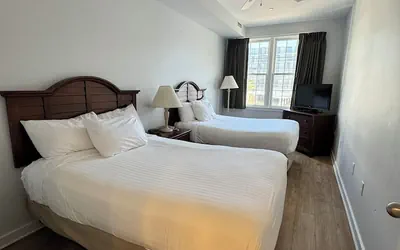 Photo 4 - Ebb Tide Suites