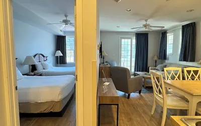 Photo 5 - Ebb Tide Suites