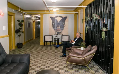 Photo 3 - Hotel Metropolitan