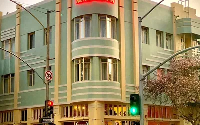 Photo 2 - Hotel Metropolitan