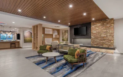 Photo 3 - Fairfield Inn & Suites by Marriott Charlotte Belmont