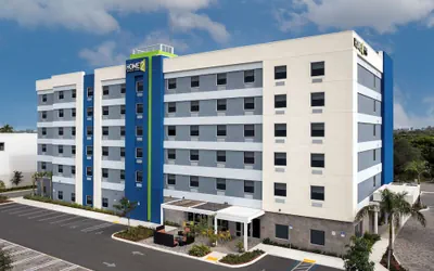 Photo 2 - Home2 Suites by Hilton Miami Doral West Airport