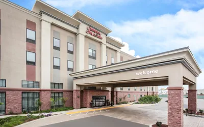 Photo 2 - Hampton Inn & Suites Watsonville