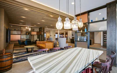 Photo 3 - Fairfield Inn & Suites by Marriott Bardstown