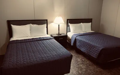 Photo 5 - Monahans Country Inn